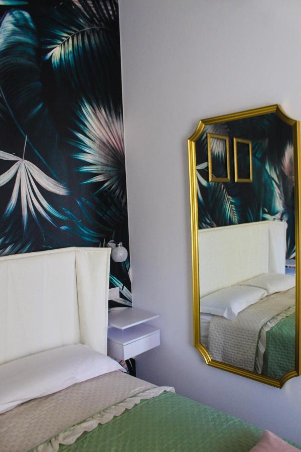 Lion Luxury Rooms Рим Екстер'єр фото