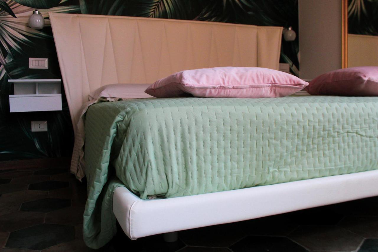 Lion Luxury Rooms Рим Екстер'єр фото